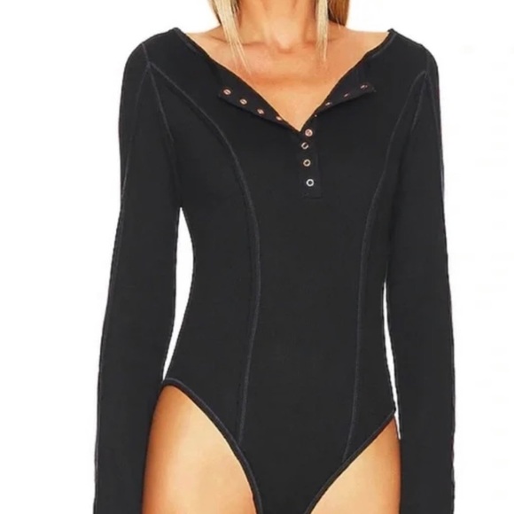 NWT- Free People Black Sloan Bodysuit w/ snap closure and thumbhole sleeves - Picture 6 of 8